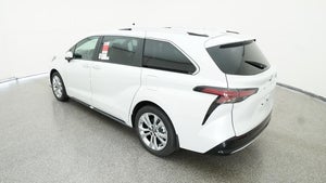 2024 Toyota Sienna Platinum FWD